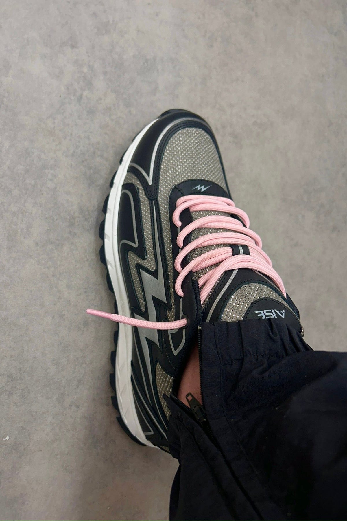 Miami Pink Cosmo Runner