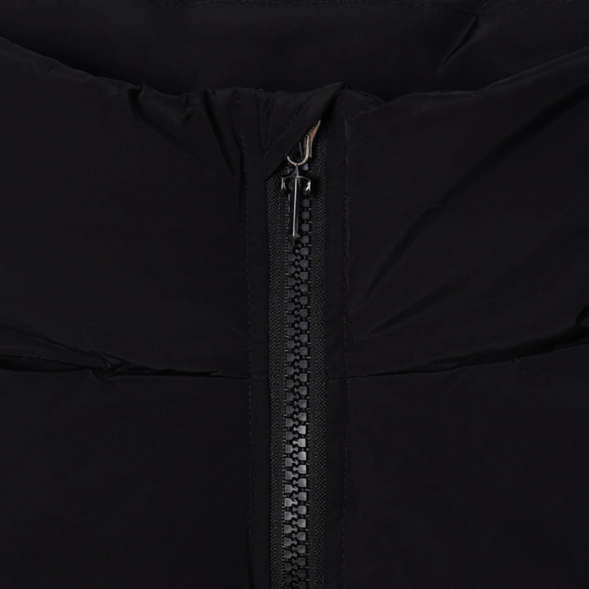 Trapstar Irongate Detachable Hooded Puffer Jacket Black