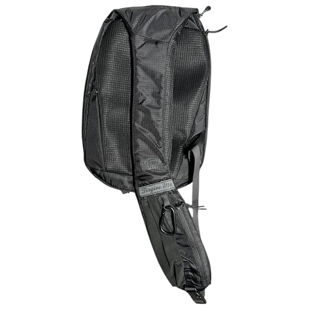 Syna World Sling Bag Black/Orange
