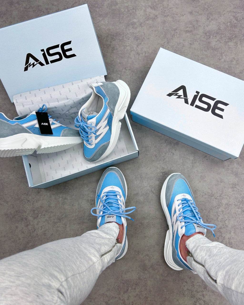 Blue Aero Track
