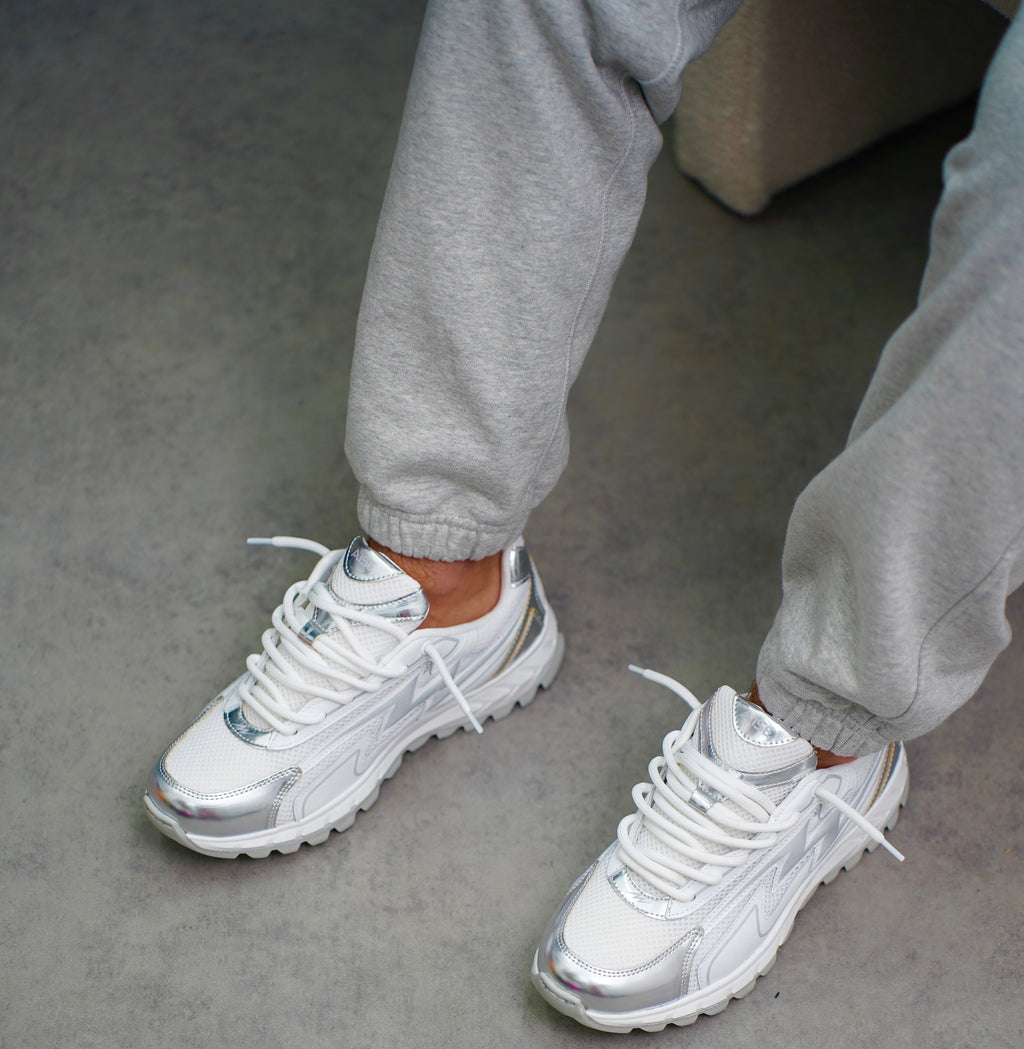 Chrome White Cosmo Runner