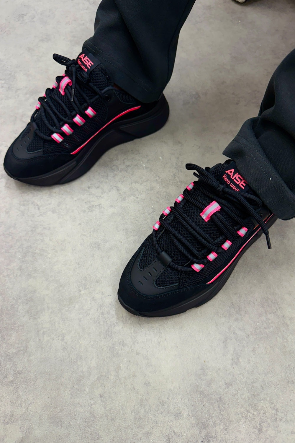 Hyper Pink Nexo Wave