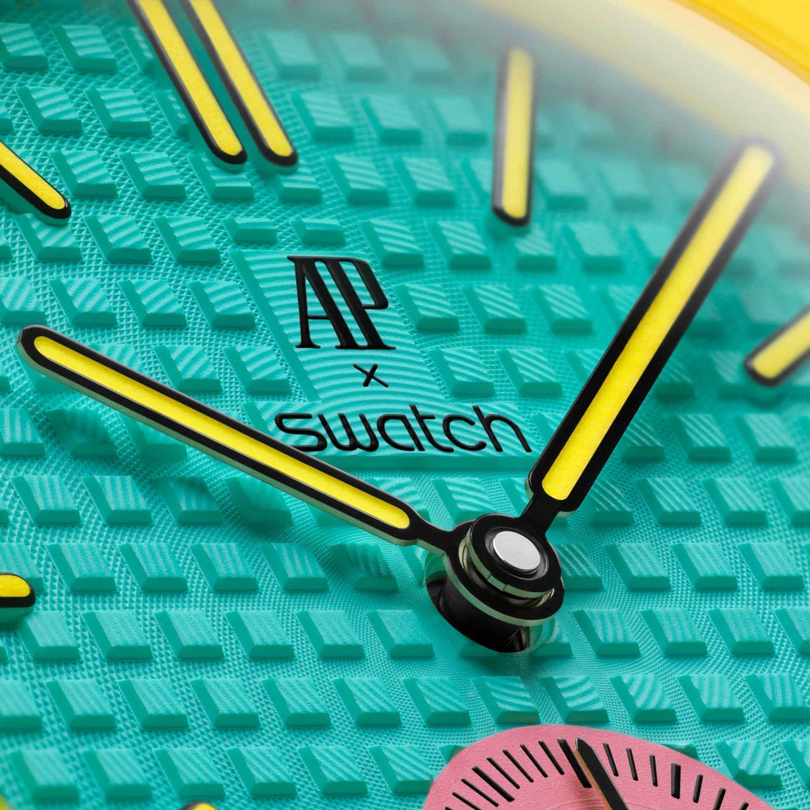 Swatch x Audemars Piguet Royal Pop 'OTG ROZ' (SSX03J100N)